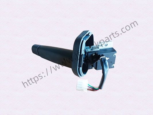SITRAK HOWO T5G Chiếc xe tải cab bộ phận cơ thể bên phải kết hợp công tắc 811W25509-0153